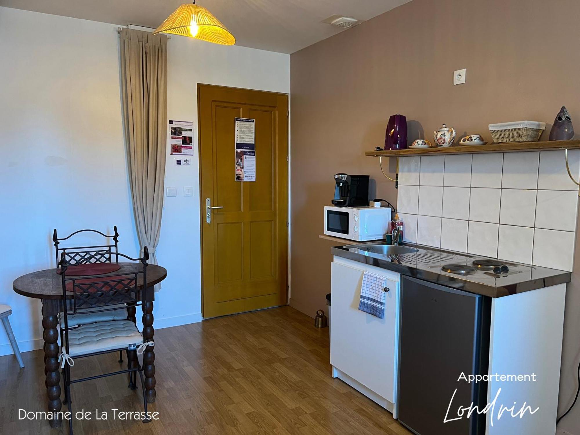 Apartmán Domaine De La Terrasse Carbonne Exteriér fotografie